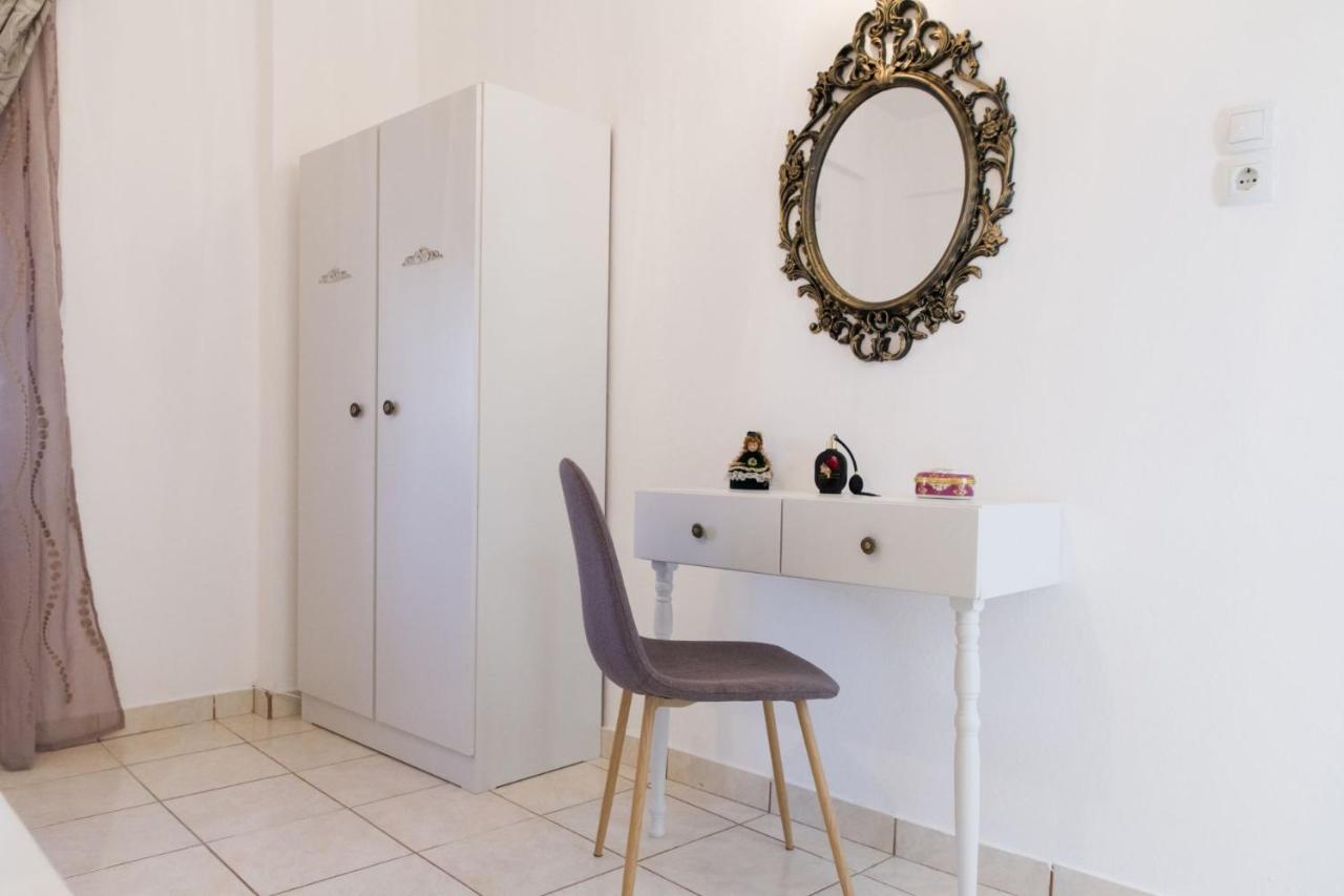 Chryso Apartment กามิลารี ภายนอก รูปภาพ