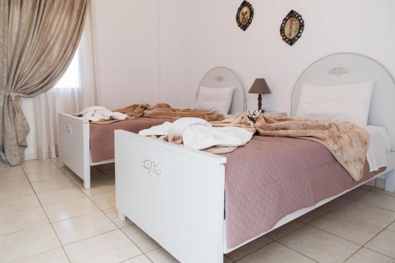 Chryso Apartment กามิลารี ภายนอก รูปภาพ